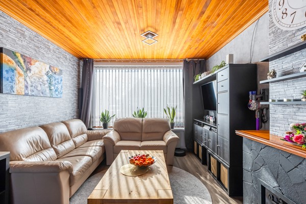 Foto - Te koop: Tussenwoning in Fijnaart